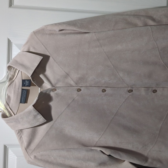 Relativity Woman Suit Tan Faux Suede 2 pc Suit Maxi Skirt & Button Up Top 1X - Picture 3 of 11